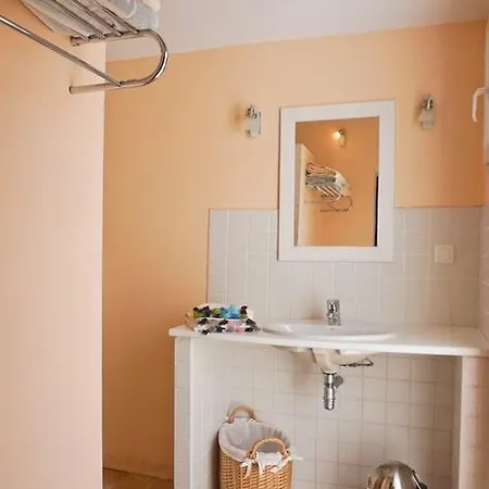 La Petite Maison